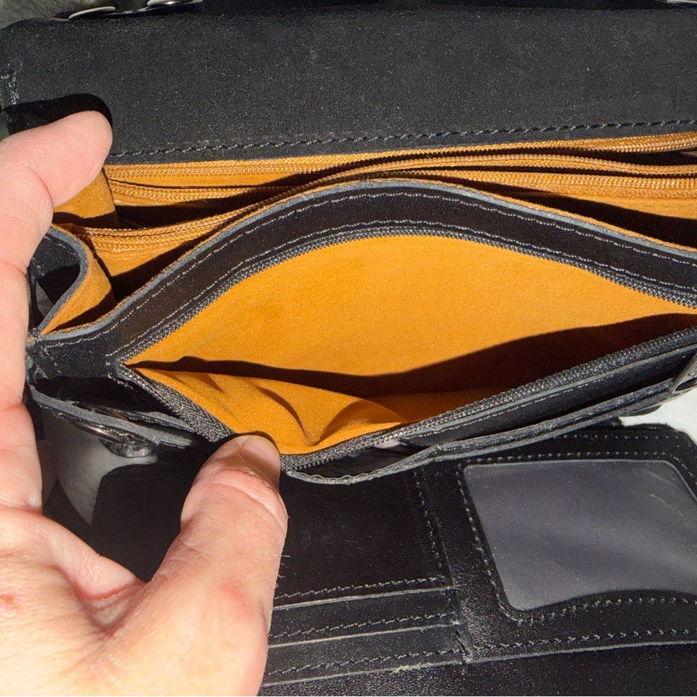 👜 Patricia Nash Leather Crossbody Wallet Purse – RFID Protected - Picture 10 of 11
